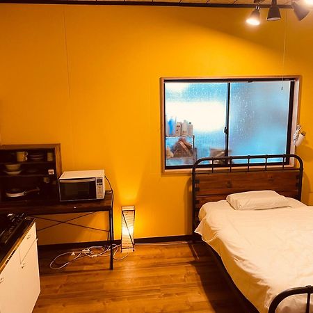 Bakushuku Den Guest House Brew Мацуяма Екстер'єр фото