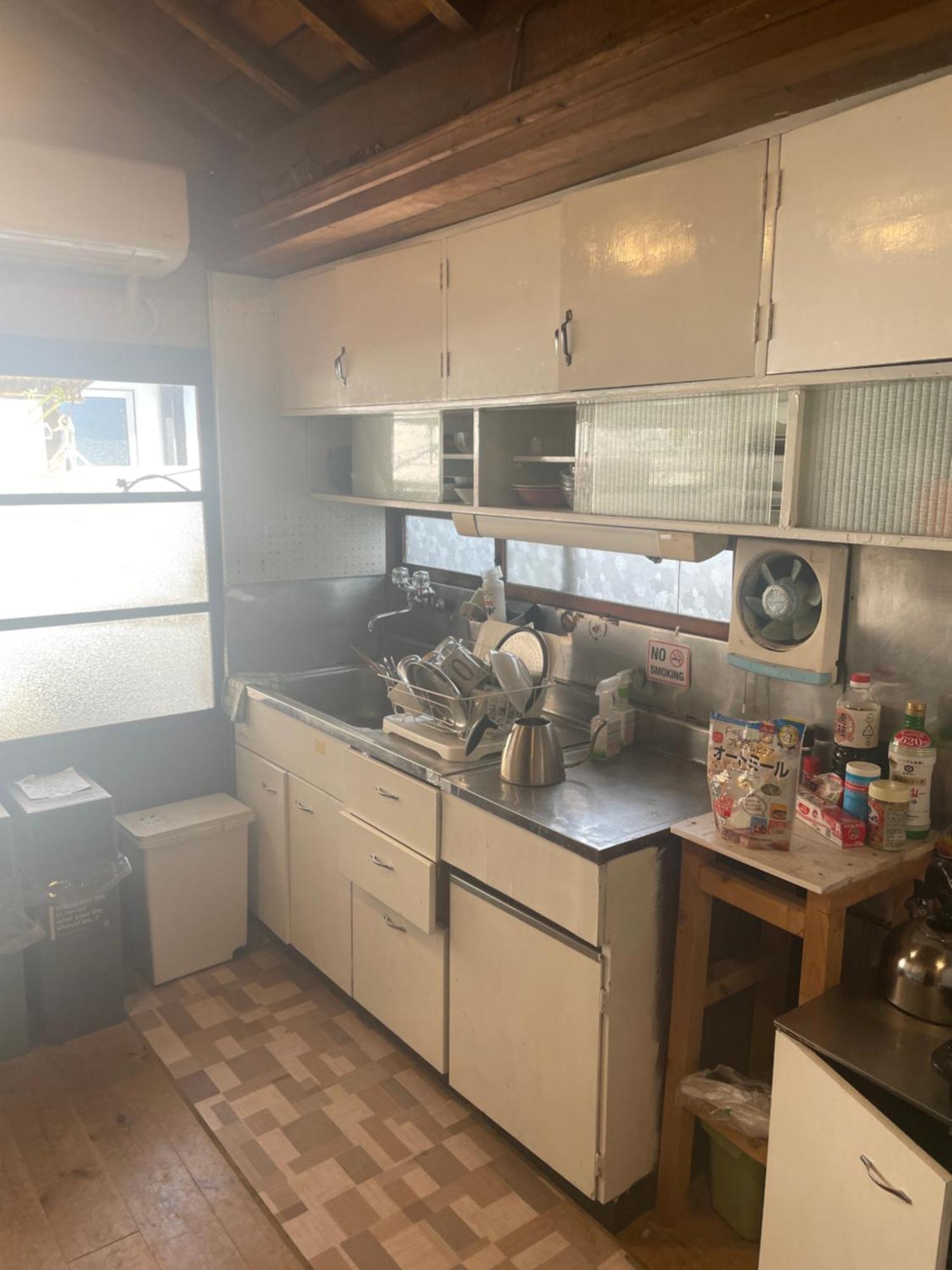 Bakushuku Den Guest House Brew Мацуяма Екстер'єр фото